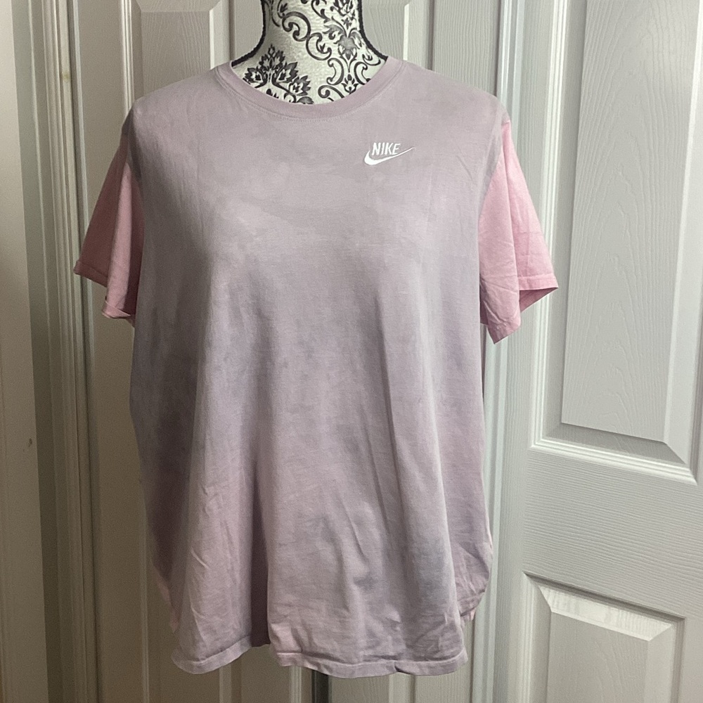 Nike Women's Light Pink Purple‎ Short Sleeve Tee XXL The Nike Tee